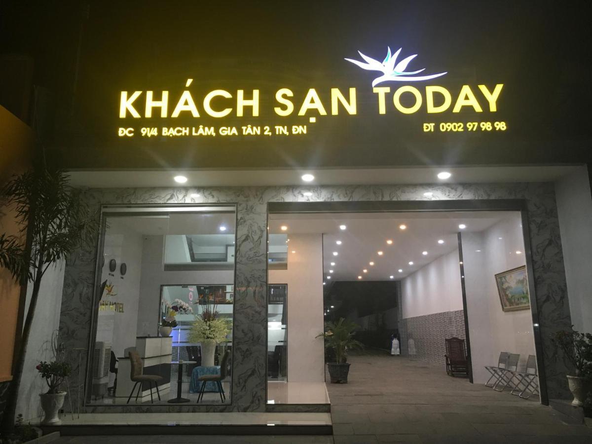 Khach San Today Xa Gia Tan Exteriör bild